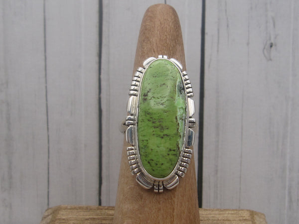 Gaspeite and Sterling Silver Ring with Saw Work