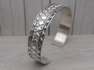 Native American Made Hand Stamped Sterling Silver Cuff Bracelet Size 7 1/2