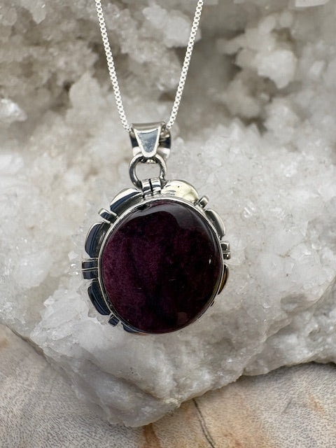 Authentic Native Navajo Made Purple Spiny Oyster Sterling Silver Pendant Necklace