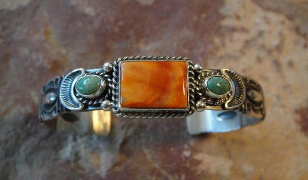 Spiny Oyster & Turquoise Stone Bracelet